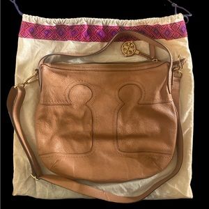 Excellent condition camel colored brown leather Tory Burch bag